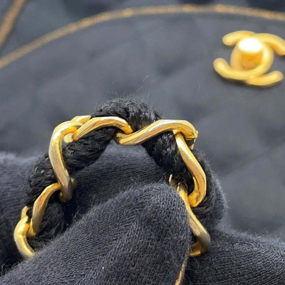 CHANEL Black Logo Shoulder Bag - Picture 12 of 15